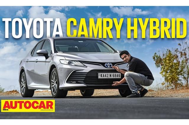 2022 Toyota Camry Hybrid video review 